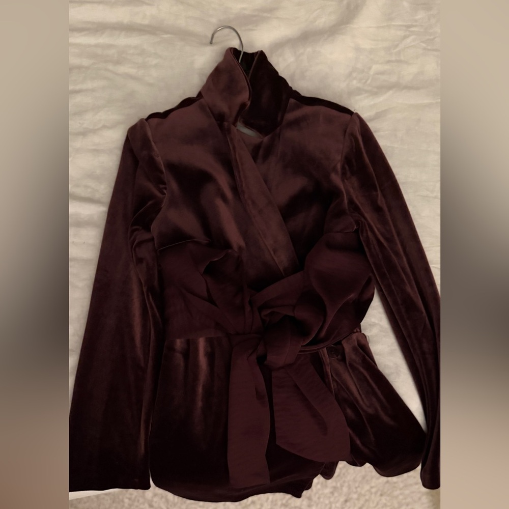 COPY - Elegant Velvet Jacket in Rich Burgundy
